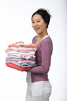 沈陽的護(hù)工價錢是多少？為您的家人選擇合適的護(hù)理服務(wù)