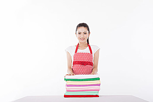 廈門(mén)保姆孩子多少錢(qián)？選擇合適保姆，守護(hù)寶寶的成長(zhǎng)