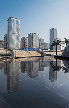 青島半天家政工資多少？了解青島家政行業的薪資趨勢