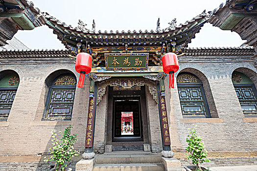 上海學(xué)月嫂需要多少錢(qián)？揭開(kāi)月嫂培訓(xùn)費(fèi)用背后的秘密