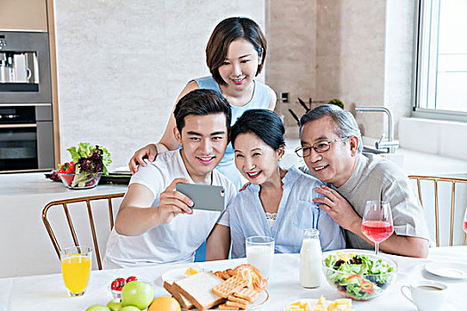 廣州市鐘點(diǎn)工多少錢？揭秘廣州鐘點(diǎn)工行業(yè)的現(xiàn)狀與選擇
