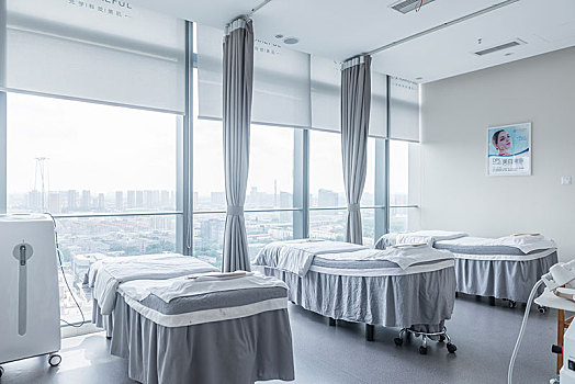 成都請家政鐘點工多少錢？揭秘家政服務(wù)背后的市場趨勢與價格變化