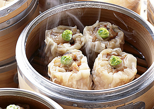 福州找保姆多少錢一個(gè)月？了解福州保姆市場(chǎng)價(jià)格與選擇技巧
