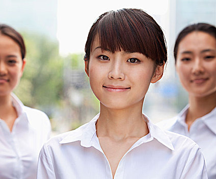 洛陽新區保姆多少錢一月？帶你了解不同保姆服務價格