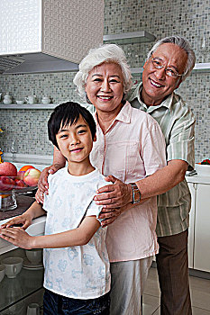 在廈門(mén)家政月薪多少錢(qián)？揭秘廈門(mén)家政行業(yè)的薪資現(xiàn)狀與前景