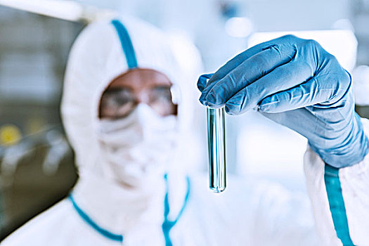 西安保姆一月工資多少？揭秘西安保姆行業薪資背后的秘密