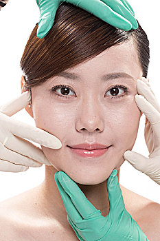 西安帶孩子保姆多少錢？讓你輕松找到合適的保姆服務！