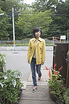 廈門辦家政公司要多少錢？了解開(kāi)設(shè)家政服務(wù)的成本與市場(chǎng)潛力