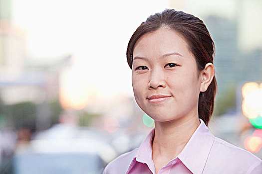 濟(jì)南家政服務(wù)市場(chǎng)分析：一小時(shí)多少錢？如何選擇合適的家政服務(wù)？