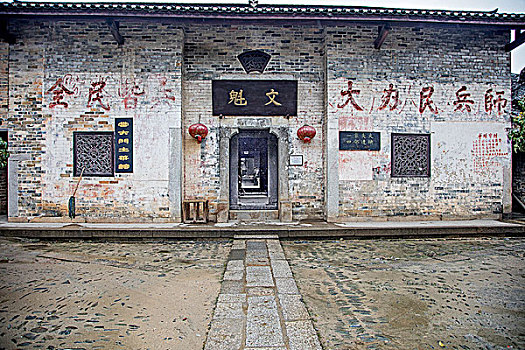 嘉善保姆一個月多少錢？全方位解析服務費用與選擇建議