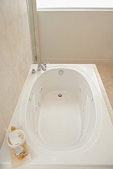 家政投資多少？開啟高回報(bào)的創(chuàng)業(yè)之路