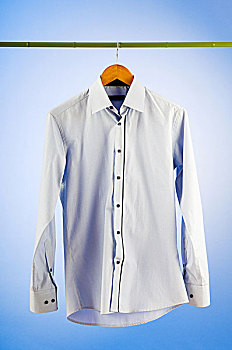 威海月嫂多少錢(qián)？如何選擇合適的月嫂服務(wù)？