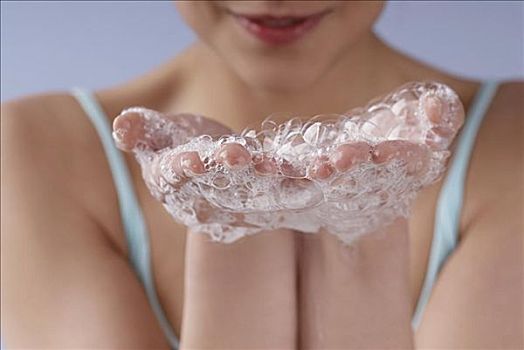 水平根據生活姆根據？