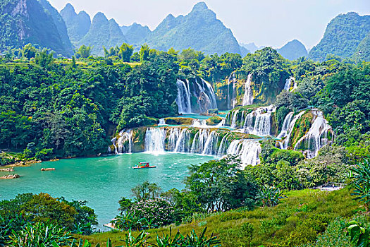 家政公司：一個(gè)人能賺多少？如何通過(guò)家政行業(yè)實(shí)現(xiàn)高收入？