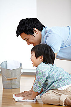 外國籍保姆要多少錢？如何選擇最適合你的保姆服務？