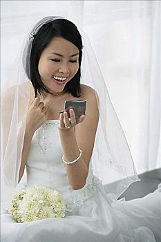 北京月嫂一年能賺多少錢？揭秘月嫂行業收入的秘密！
