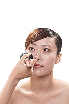 醫(yī)院高級護工多少錢一天？讓我們來看看這個關乎健康的投資！