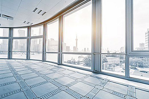 杭州保潔員多少錢一月？了解杭城保潔行業(yè)薪資趨勢