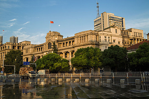 在北京干護工多少錢一月？揭秘行業薪資與發展前景
