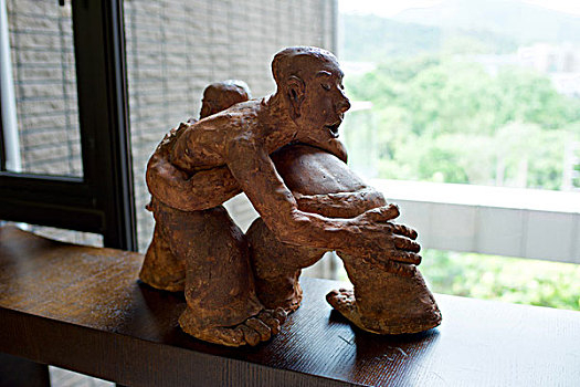 育嬰保姆的工資是多少？揭秘行業薪資趨勢與發展前景
