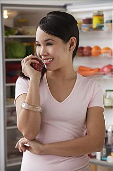 愛君家政中介費(fèi)多少？揭秘家政服務(wù)背后的成本與價(jià)值