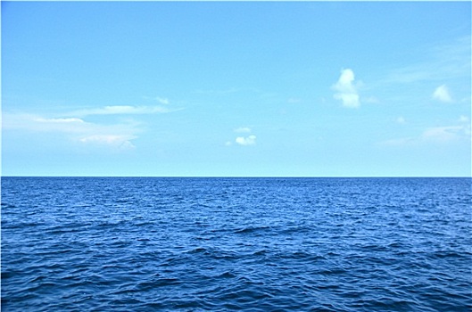 上海月嫂一年能掙多少錢？了解上海月嫂的收入潛力和行業前景