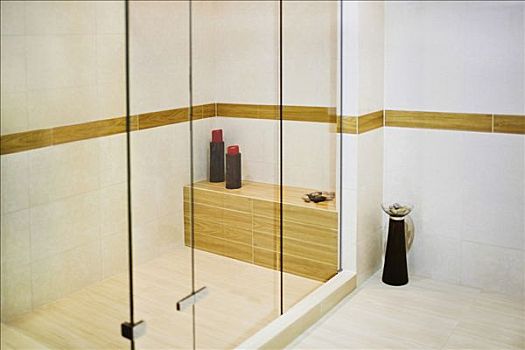 綏化保姆價格多少錢？家庭服務的真實成本解析