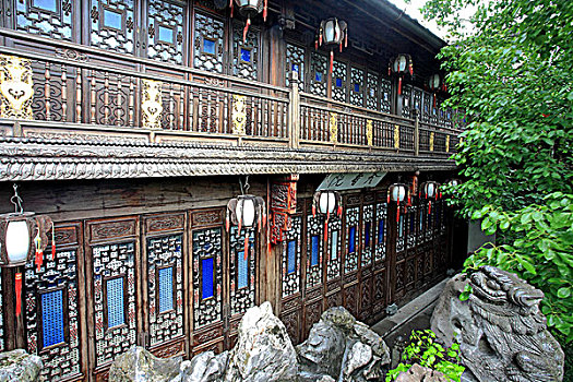 北京家教式保姆多少錢(qián)？選擇高質(zhì)量家教式保姆的價(jià)值與優(yōu)勢(shì)