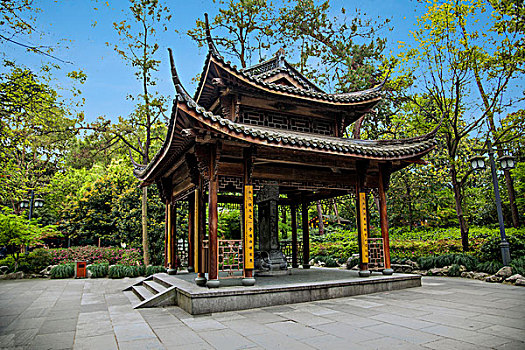 北京護(hù)工多少錢(qián)一天工？了解護(hù)理服務(wù)市場(chǎng)，選擇合適的護(hù)工