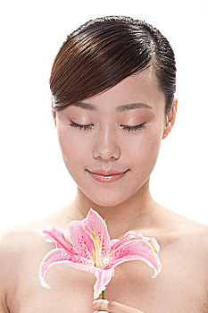 上海做月嫂多少錢？揭秘上海月嫂行業(yè)的真實(shí)價(jià)格與服務(wù)內(nèi)幕