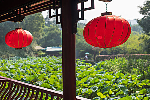 家政服務(wù)保潔工資多少錢？深入解析行業(yè)前景與薪資發(fā)展