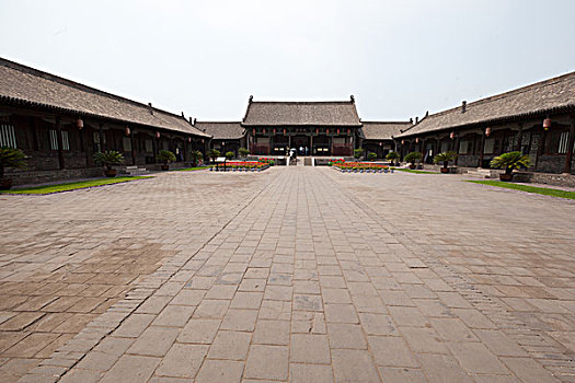 我和我的家鄉(xiāng)花費(fèi)多少錢：一次與故鄉(xiāng)的深度對話