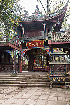 深圳住家阿姨工資多少？了解深圳住家阿姨工資背后的秘密！