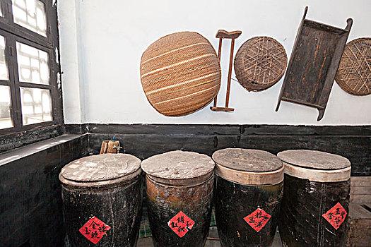 找個鐘點(diǎn)阿姨多少錢？了解鐘點(diǎn)工服務(wù)的市場價格與選擇技巧