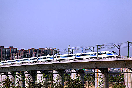 輕喜到家培訓(xùn)得花多少錢(qián)？揭秘實(shí)用培訓(xùn)費(fèi)用及其背后的價(jià)值