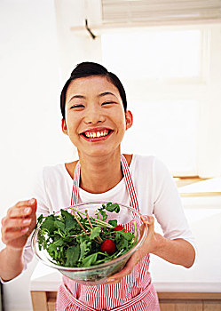 荊門(mén)月嫂多少錢一個(gè)月？揭開(kāi)月嫂服務(wù)的真實(shí)價(jià)格和價(jià)值