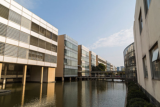 家政公司一般收費多少錢？讓你輕松了解家庭服務的市場價格！