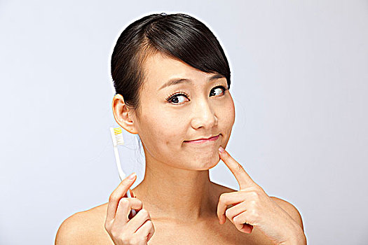 大連請保姆帶孩子多少錢？如何選擇合適的育兒保姆？