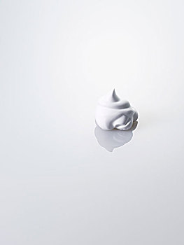月嫂一個(gè)月多少錢？揭秘月嫂行業(yè)的價(jià)格與服務(wù)