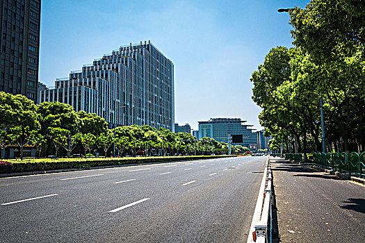 成都開荒保潔價位在多少？揭示開荒保潔的市場趨勢與價格內(nèi)幕