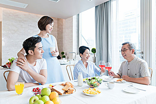 湖南月嫂服務：如何選擇適合你的專業月嫂？