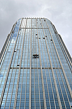 單位保潔多少錢一個月？揭秘企業(yè)清潔服務(wù)的背后價值