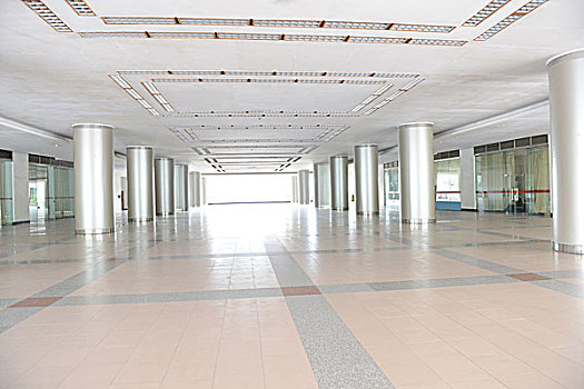 開保姆公司用多少錢？揭秘開設(shè)保姆公司所需的成本與利潤空間