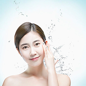 照顧半自理老人多少錢(qián)？全面了解老年人護(hù)理費(fèi)用及服務(wù)選擇
