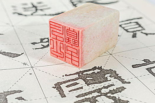 上海月嫂培訓費多少？揭秘背后的價值與投資回報