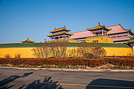 上海住家保姆的工資多少？如何選擇合適的住家保姆？
