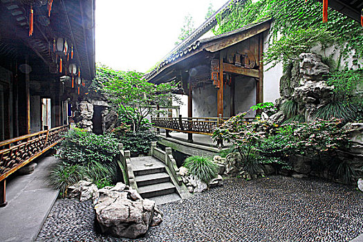 月嫂考多少分及格？成為合格月嫂的必備標(biāo)準(zhǔn)與技巧