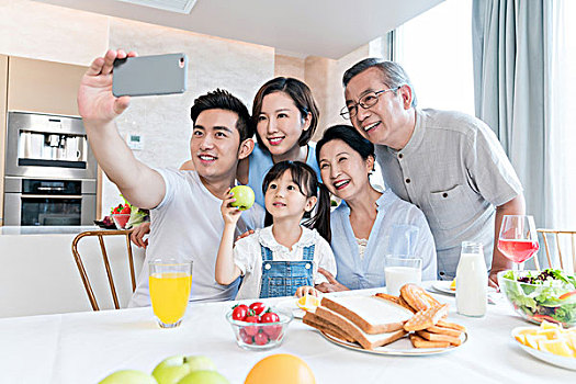 鹽山看孩子保姆多少錢？選擇合適保姆，給孩子最好的照顧
