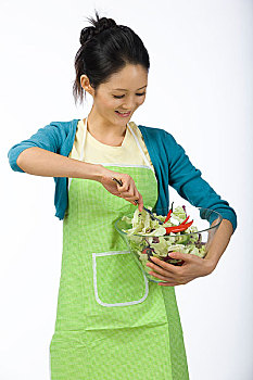 現(xiàn)在深圳保姆多少錢？選擇適合的保姆服務(wù)讓您更安心！