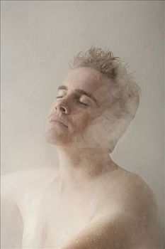 年輕的保姆多少錢？揭秘你無法抗拒的優(yōu)質家庭幫手